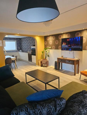 Full Privacy Townhome in Oslo with WIFI